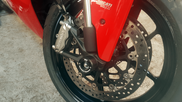 MGS Performance Engineering - Motorcycle Fork spindle Protectors